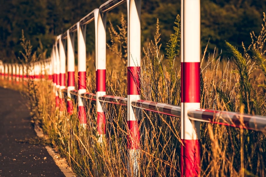 barrier, road, demarcation, warning, site, road works, red HD wallpaper