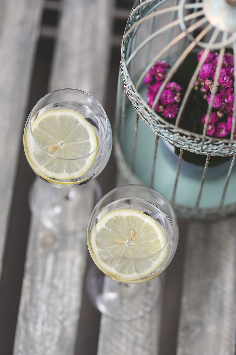 Lemon in water, chill, cold, color, cool, design, diet, drink HD wallpaper