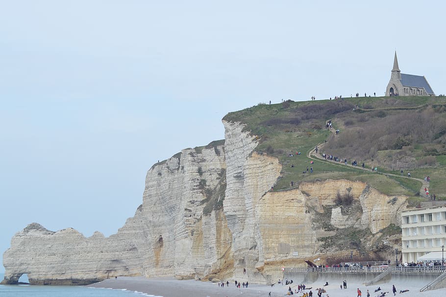 Hd Wallpaper Cliff Erosion Nature Landscape Beach Etretat Crowd