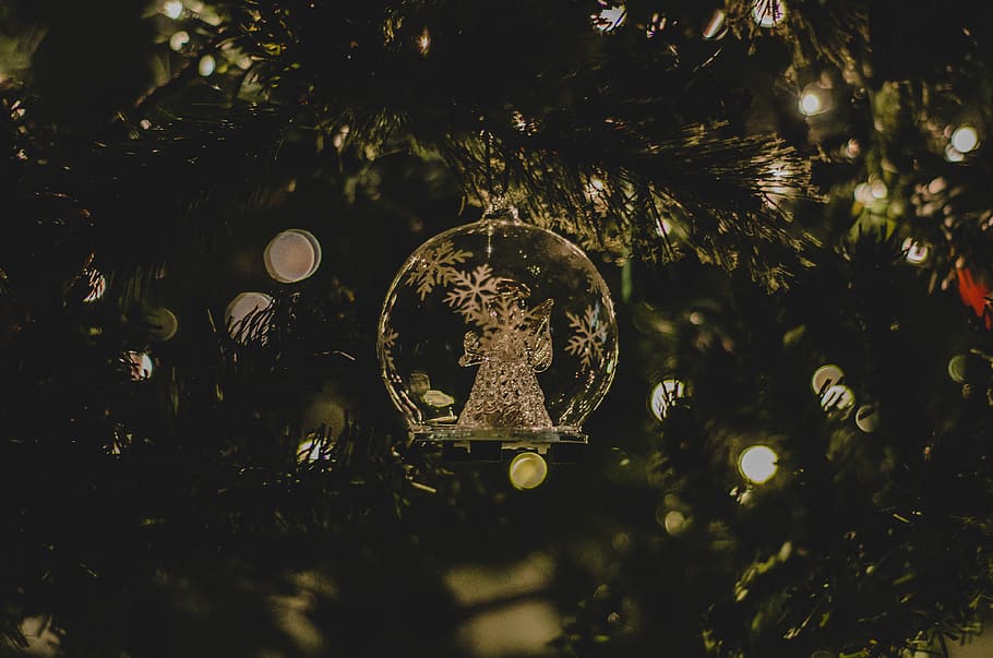 selective focus photography of Christmas bauble, christmas tree, HD wallpaper