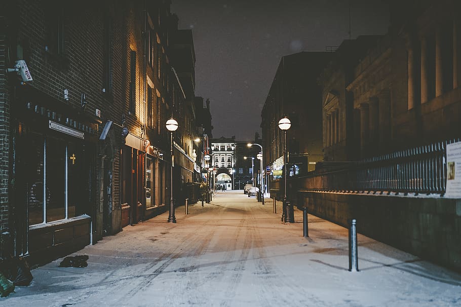 empty street between buildings, architecture, built structure HD wallpaper