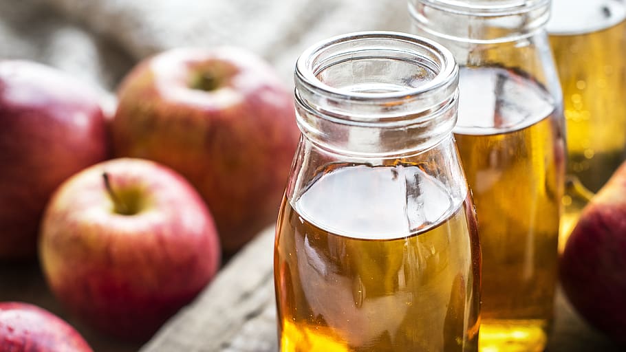 Clear Glass Mason Bottles With Apple Juice, apples, beverage, HD wallpaper