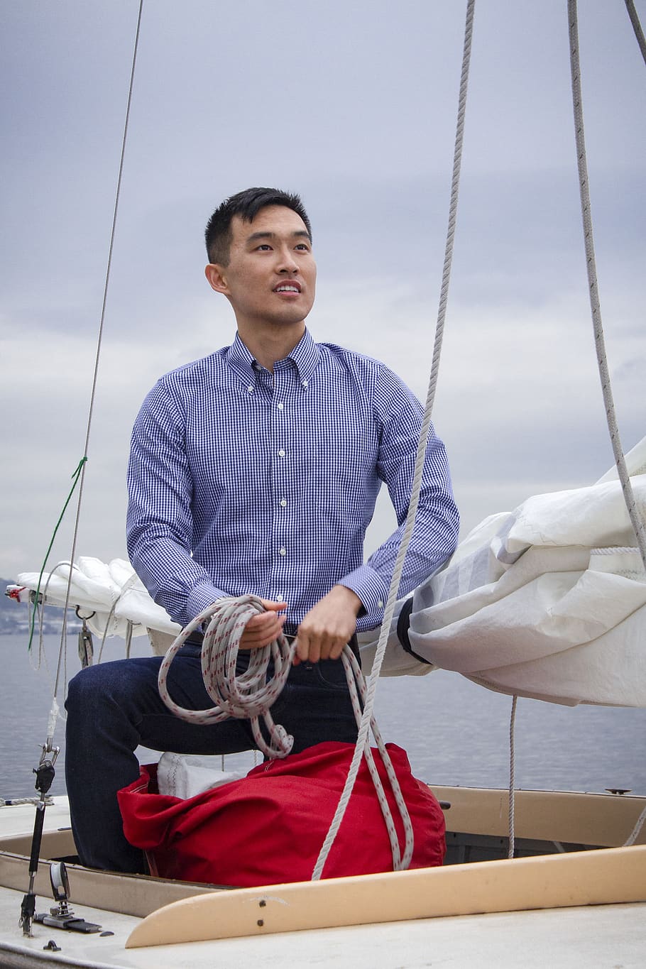 man riding on boat, seattle, person, human, apparel, clothing HD wallpaper