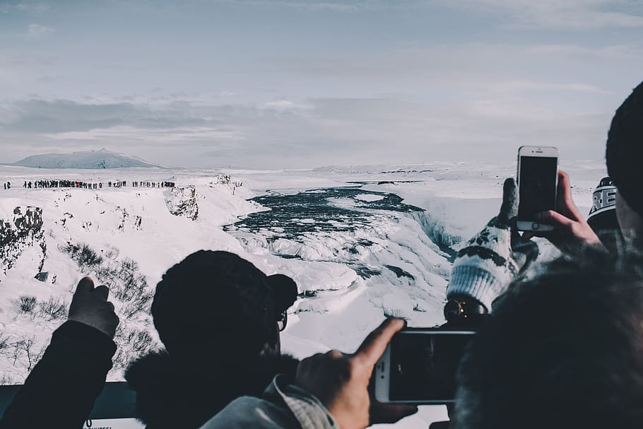 iceland, waterfall, tourist, people, icelandic, smartphone, HD wallpaper