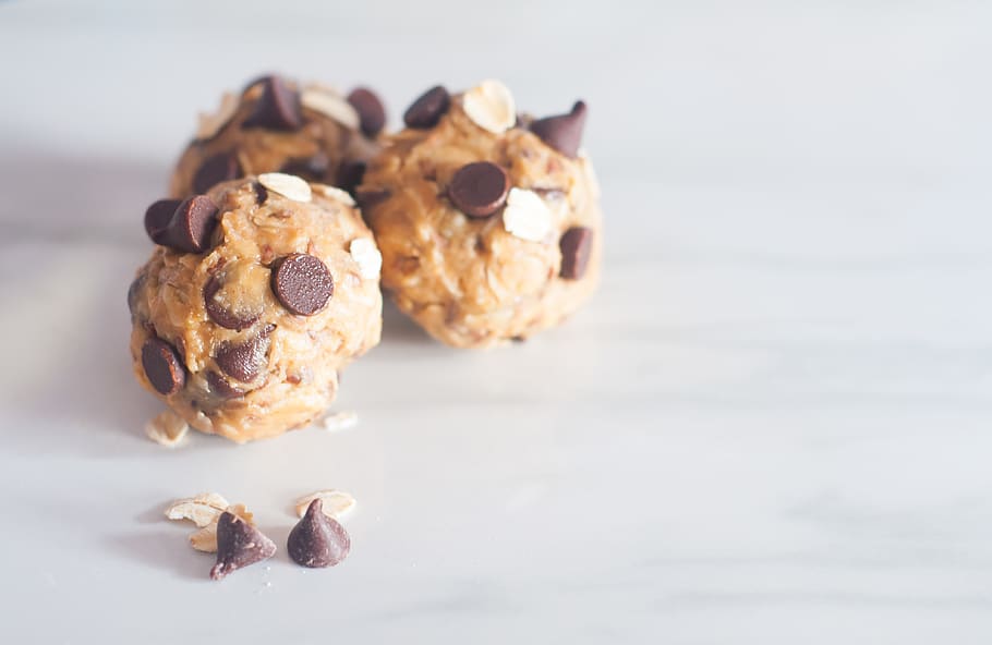 three round cookies with chocolate, food and drink, still life HD wallpaper