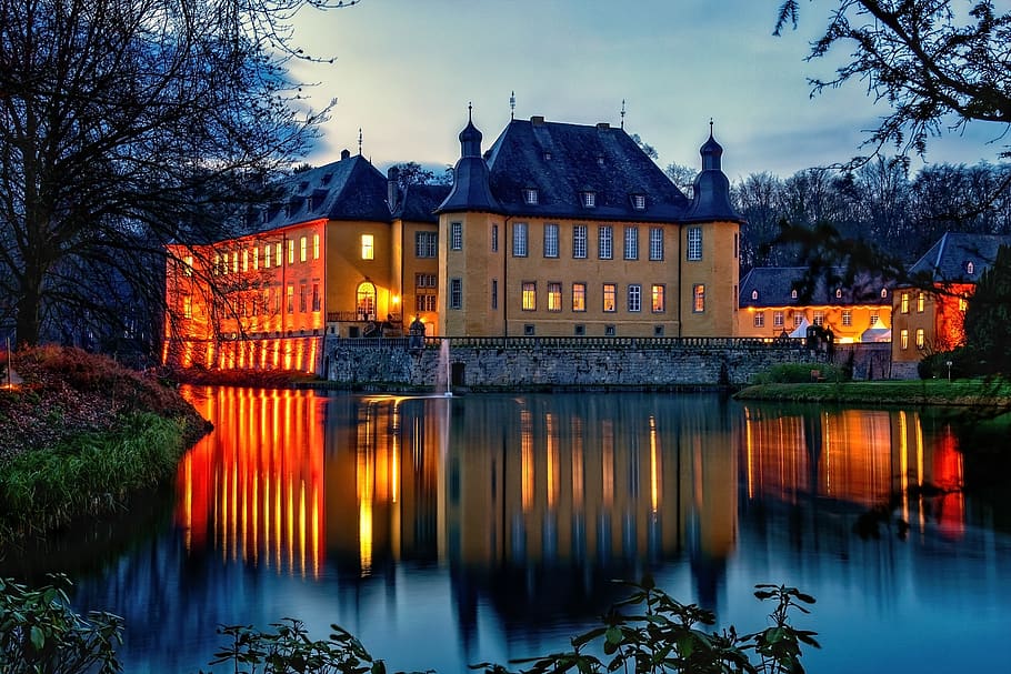 castle, moated castle, architecture, historically, places of interest HD wallpaper