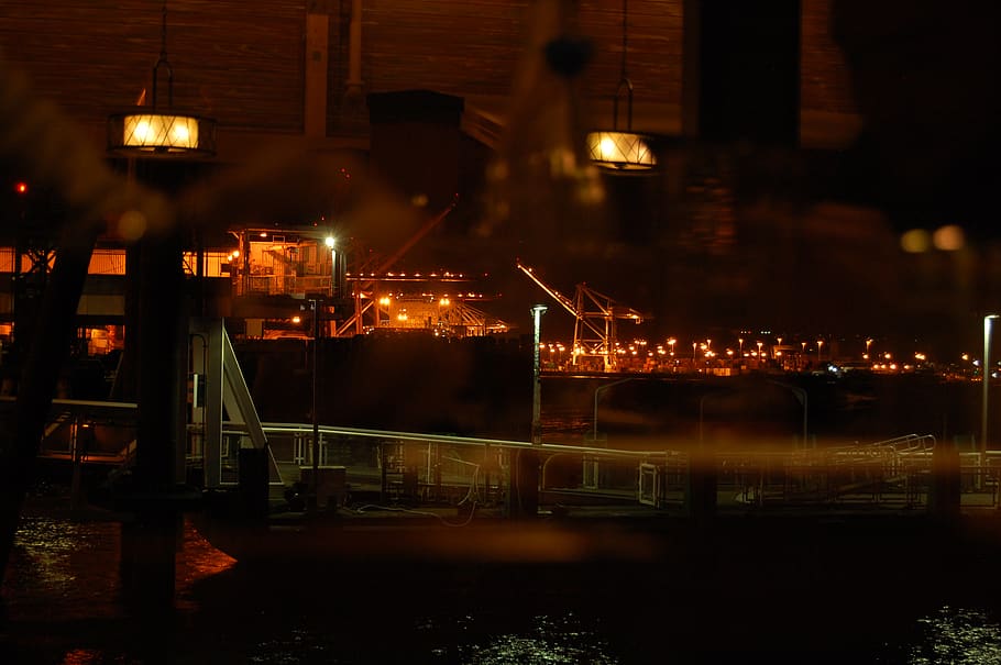 night, seattle, pier, reflection, illuminated, water, architecture HD wallpaper
