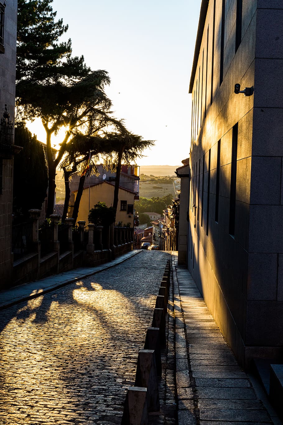 sun, sunset, street, spain, shadows, walk, architecture, built structure HD wallpaper