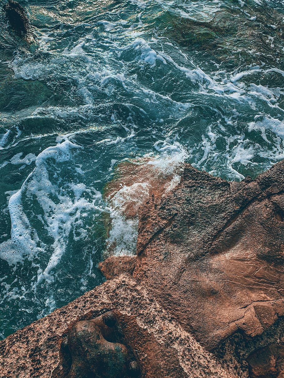 brown rock formation during daytime, water, sea, beauty in nature HD wallpaper