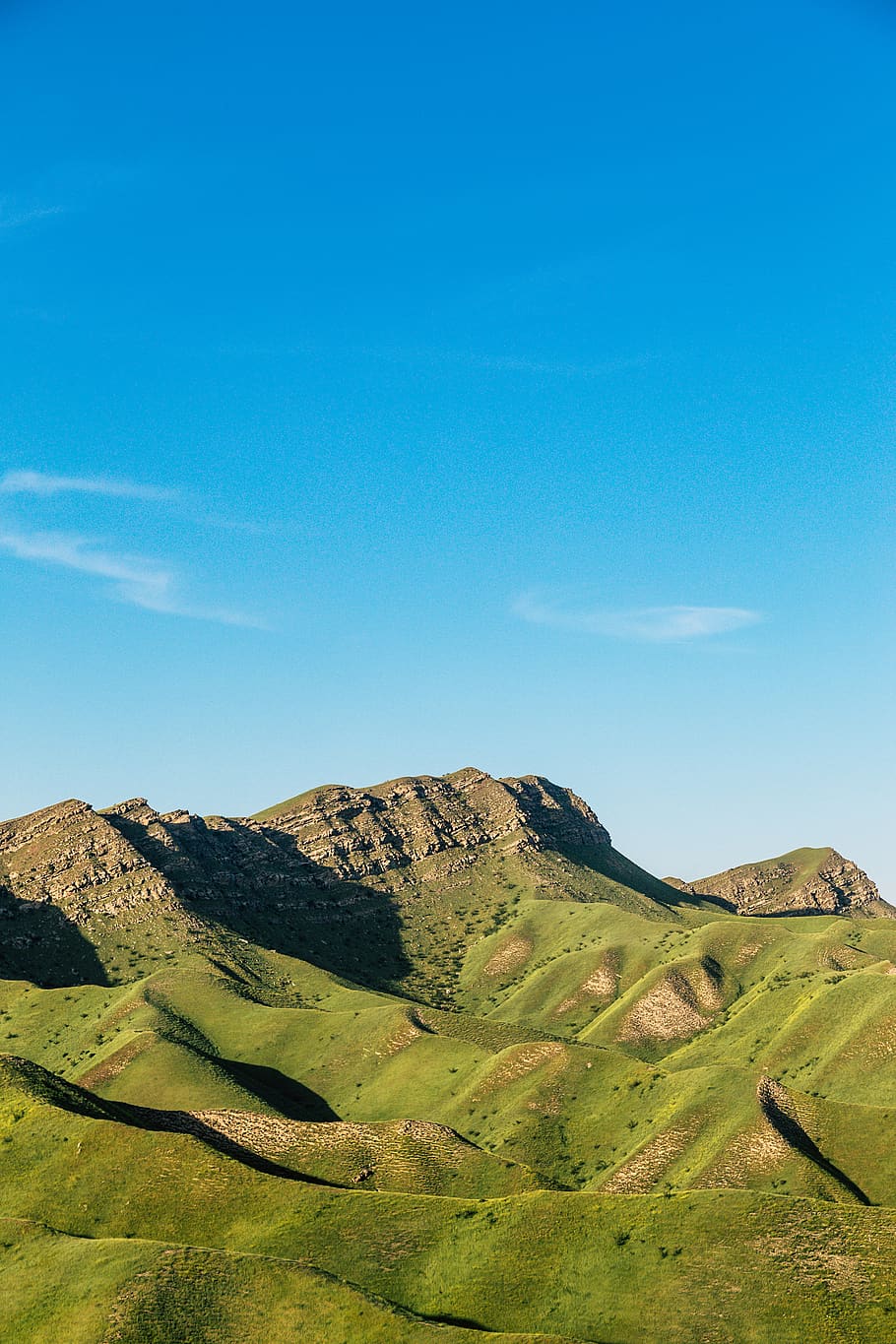 green field mountain range, nature, countryside, outdoors, hill HD wallpaper