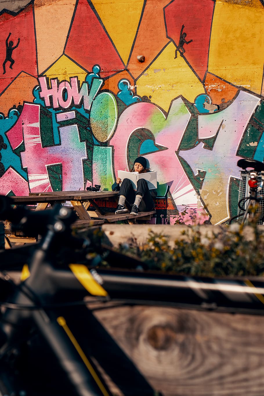 person sitting reading, graffiti, architecture, real people, creativity HD wallpaper