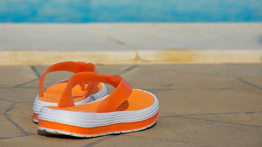 pool, water, blue, orange, shoes, flops, outdoors, orange color HD wallpaper