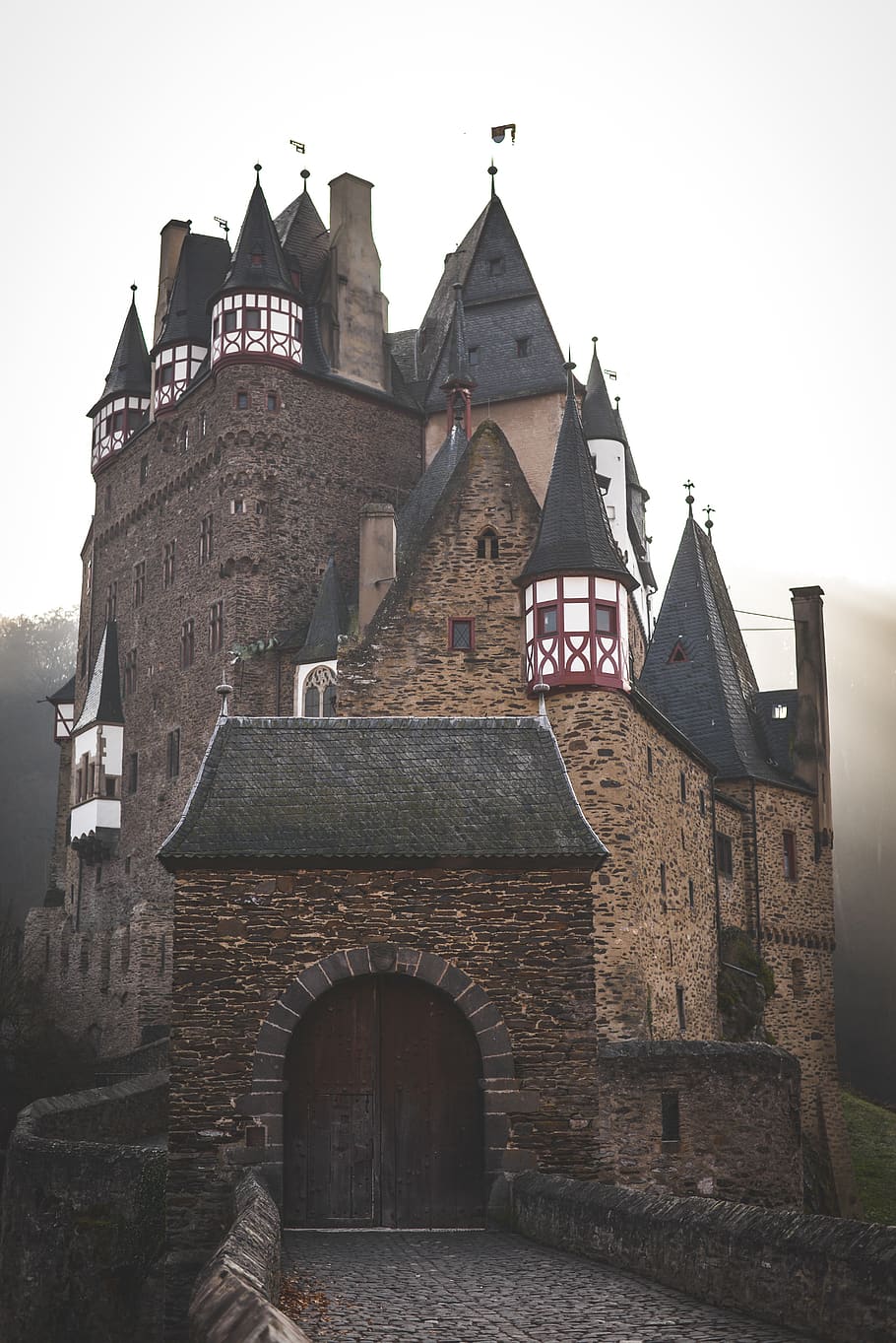 brown concrete castle, architecture, built structure, building exterior HD wallpaper