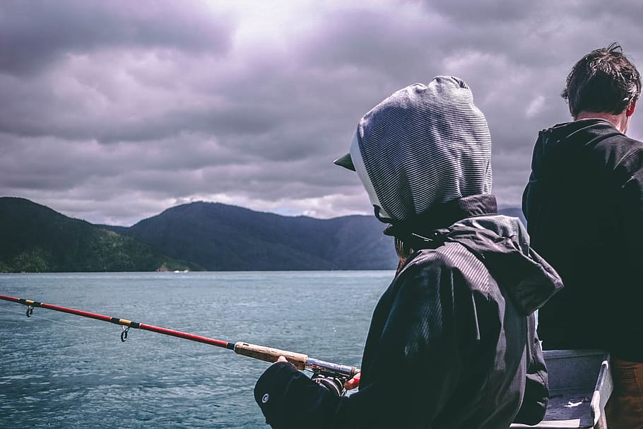 Man Fishing, beach, clouds, daylight, fishing rod, landscape HD wallpaper
