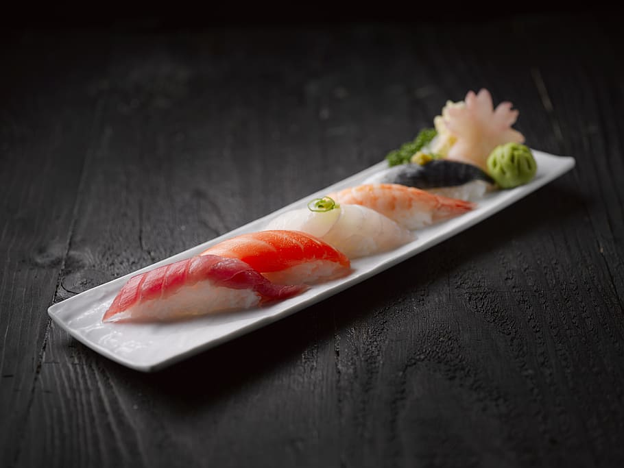 Sushi, appetizer, cuisine, delicious, dinner, dish, epicure, fish HD wallpaper