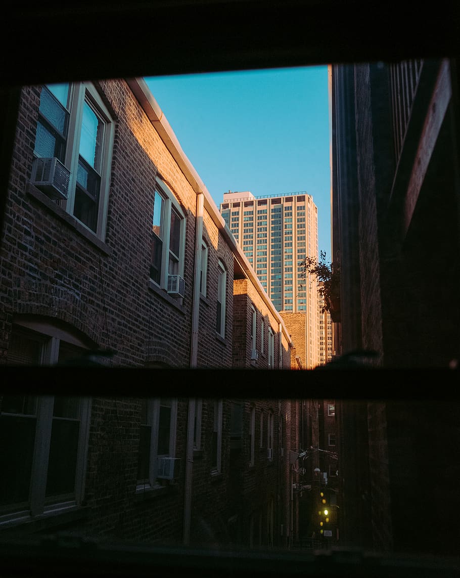 brown wall building, home decor, window, office building, urban HD wallpaper