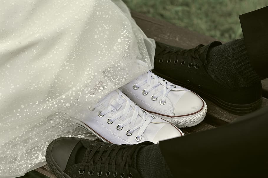 bride and groom, brautschuhe, chuck's, sneaker, pair, together, HD wallpaper