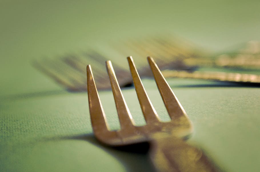 Fork in Retro Colors, kitchen, close-up, selective focus, no people HD wallpaper