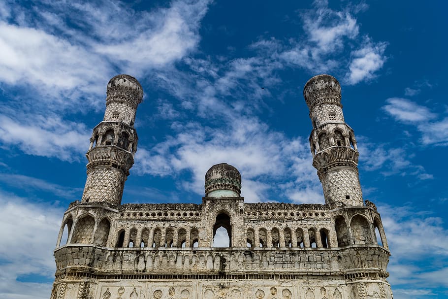 brown concrete castle during daytime, architecture, dome, building HD wallpaper