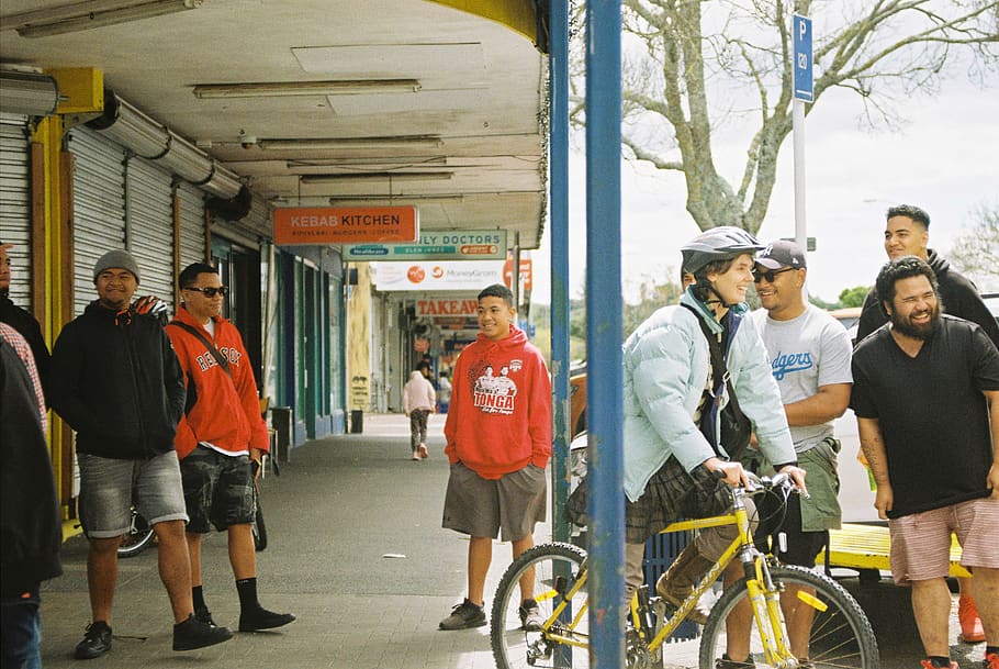 people gathered near roller shutter, bicycle, transportation HD wallpaper