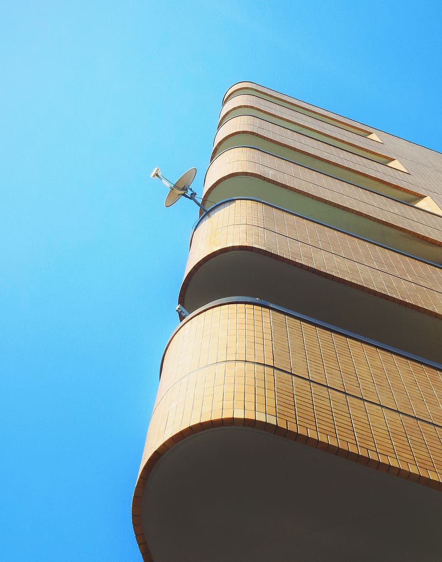 brown concrete building during day time, low angle view, architecture HD wallpaper