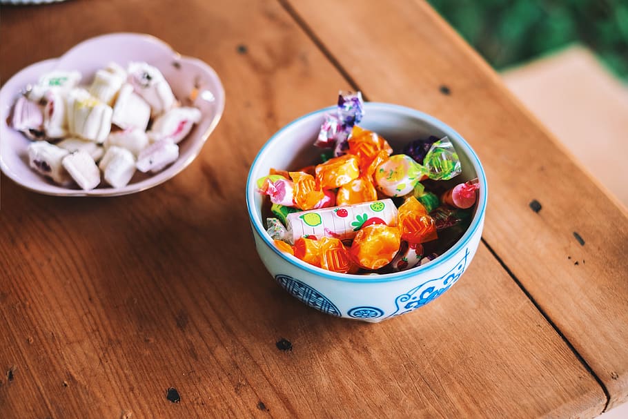 assorted candies on bowl, food and drink, healthy eating, wellbeing HD wallpaper