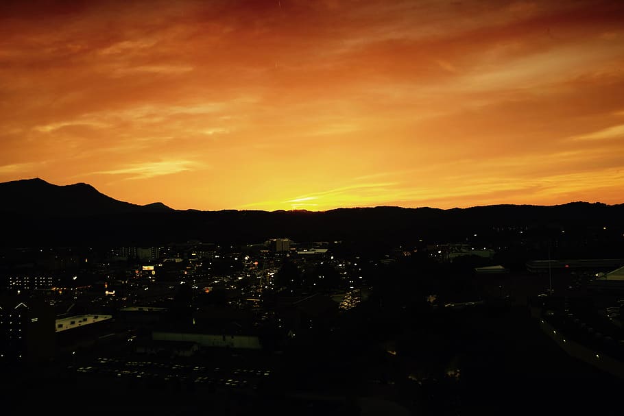 sunset, mountains, red, sky, golden hour, horizon, landscape HD wallpaper