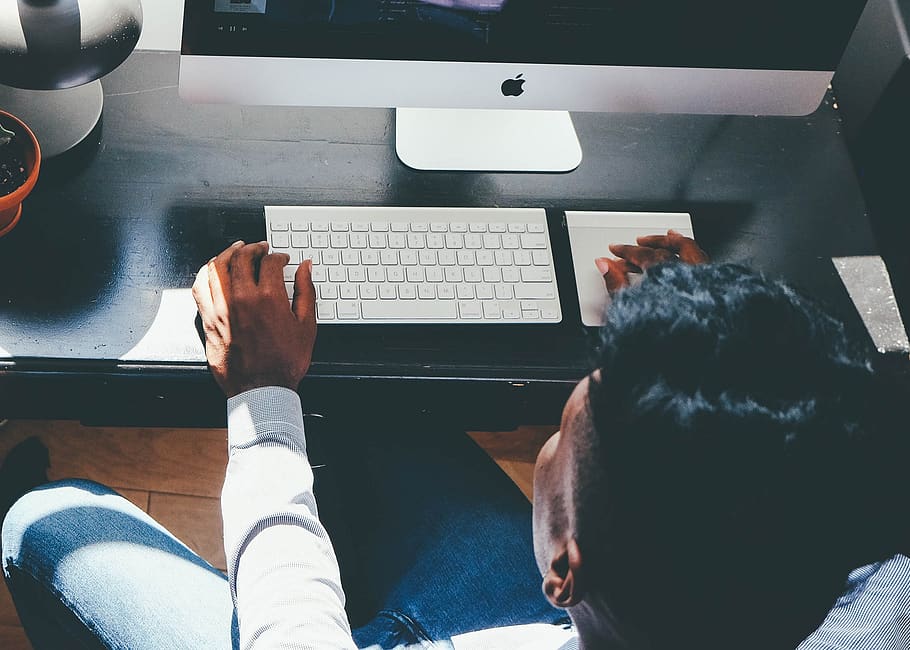 Man in White Dress Shirt Facing Turned on Silver Imac, apple HD wallpaper