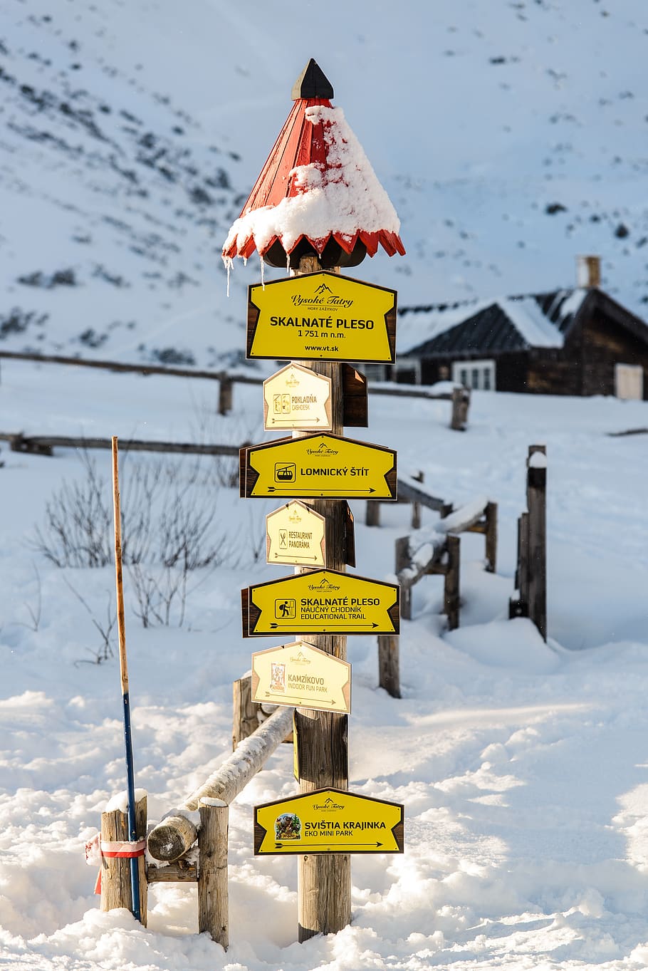 yellow road sign, mountain, snow, winter, tatra mountain, communication HD wallpaper