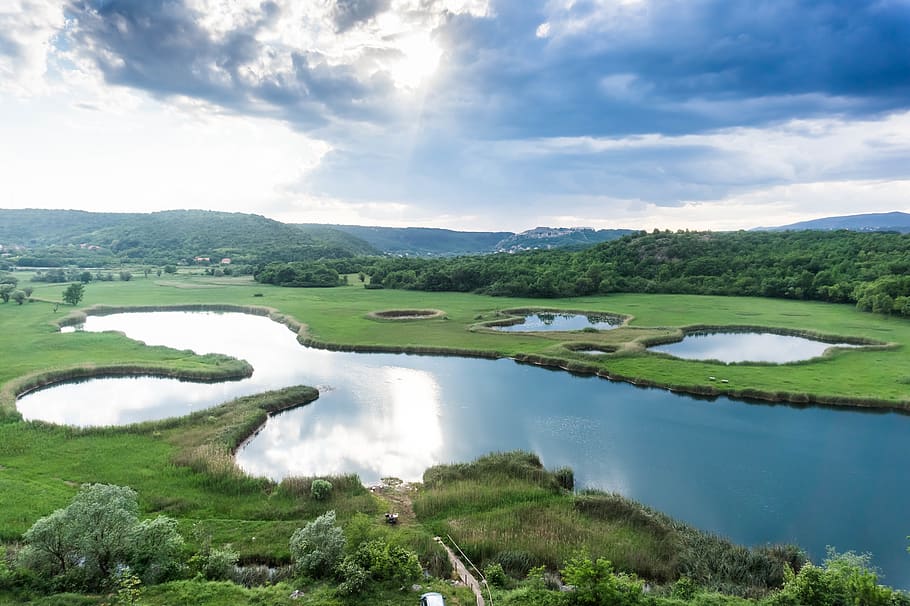 Scenic Photography of Lake, clouds, daylight, environment, grass HD wallpaper