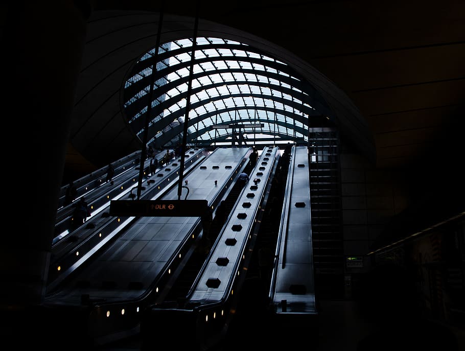 escalator pathway during daytime, window, building, architecture HD wallpaper
