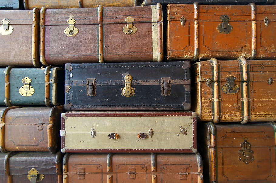heap, suitcase, old, retro, the baggage, full frame, backgrounds HD wallpaper