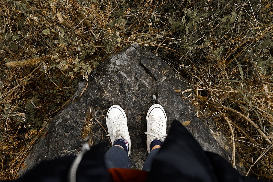 White Shoes, clothing, apparel, footwear, vietnam, running shoe HD wallpaper
