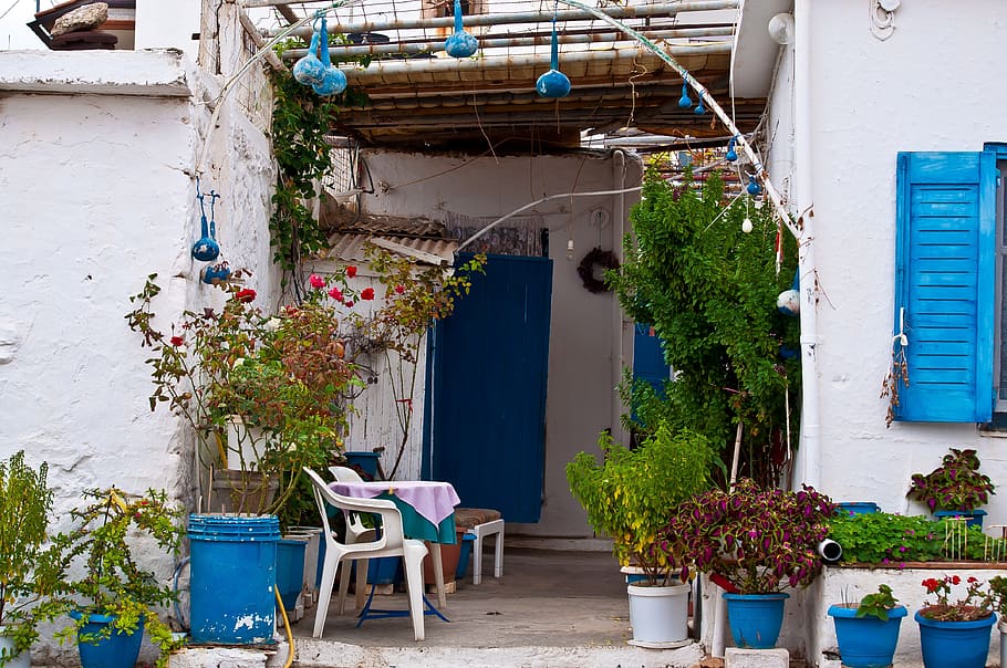 greece, crete, building, input, chairs, plant, white, blue HD wallpaper