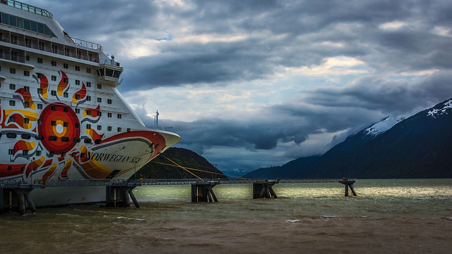 piers, clouds, pacific, mountains, cruise ship, abendstimmung HD wallpaper
