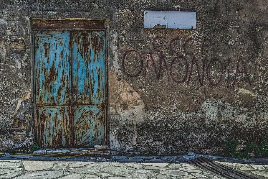 door, rusty, wall, graffiti, decay, closed, weathered, rusted HD wallpaper