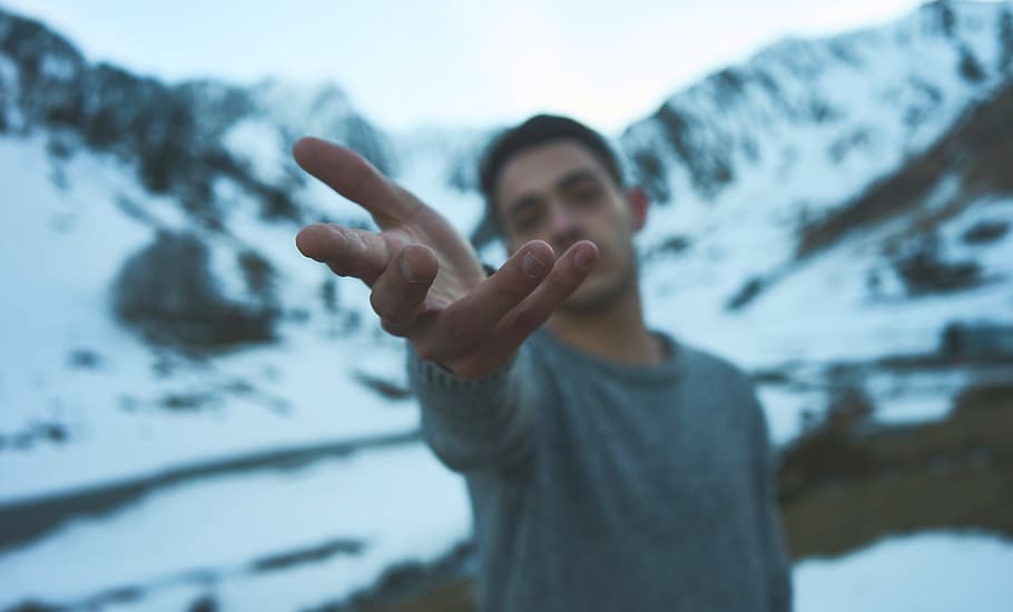 people, man, guy, alone, winter, snow, mountain, white, bokeh HD wallpaper