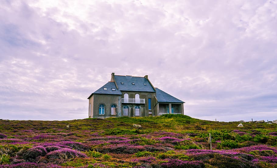white and gray house under cloudy sky, cloud - sky, architecture HD wallpaper