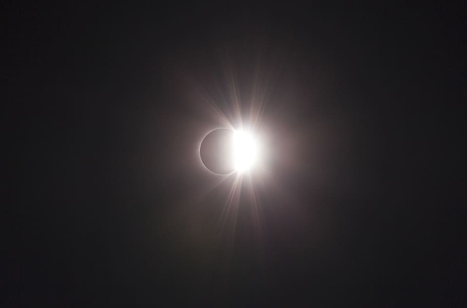 low light photography of eclipse, sky, solar eclipse, beauty in nature HD wallpaper