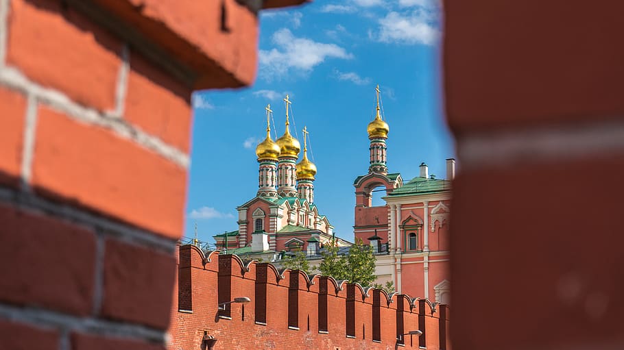 moscow, kremlin, cathedral, christ, cross, sky, wall, brick HD wallpaper
