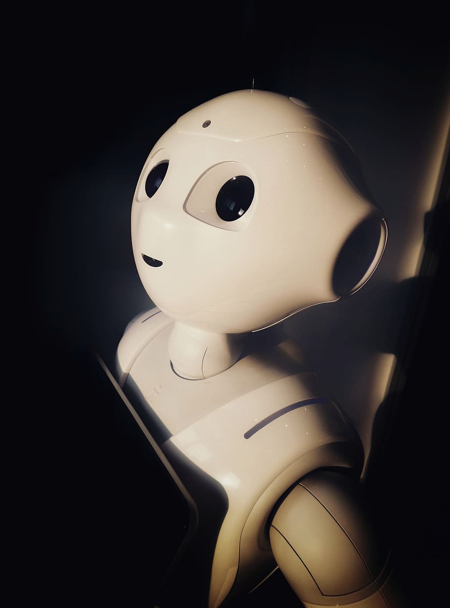 human robot toy near wall, face, tech, white, technology, robotic, HD wallpaper
