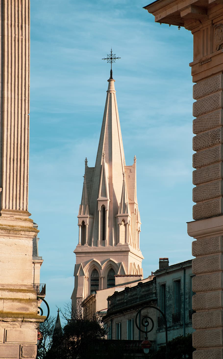 white painted building, architecture, tower, steeple, spire, france HD wallpaper