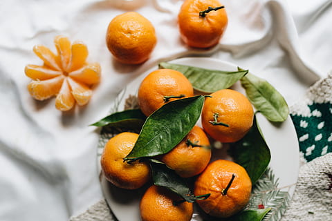 Still life of mandarin oranges with leaves, fruit, sweet, above HD wallpaper