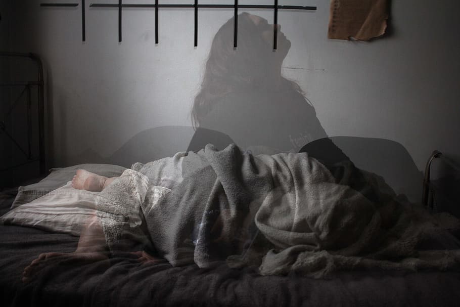 shadow of woman on bed, person, sad, insomnia, depression, mental health