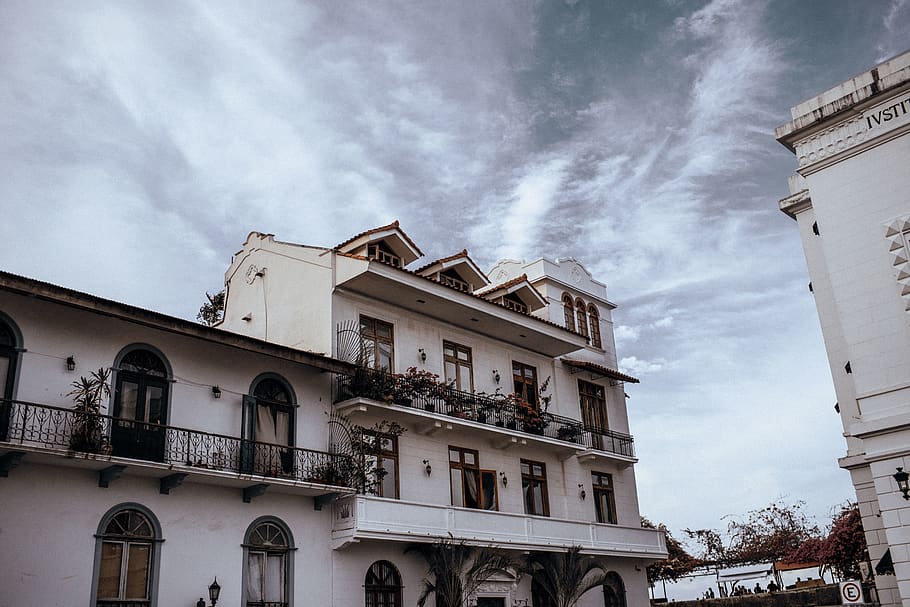 White Concrete Building , architecture, casco viejo, panama, town HD wallpaper