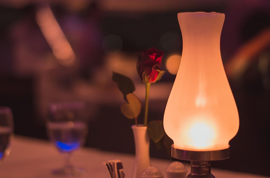 romantic, couple, dinner table, love, rose, lamp, darkness, HD wallpaper