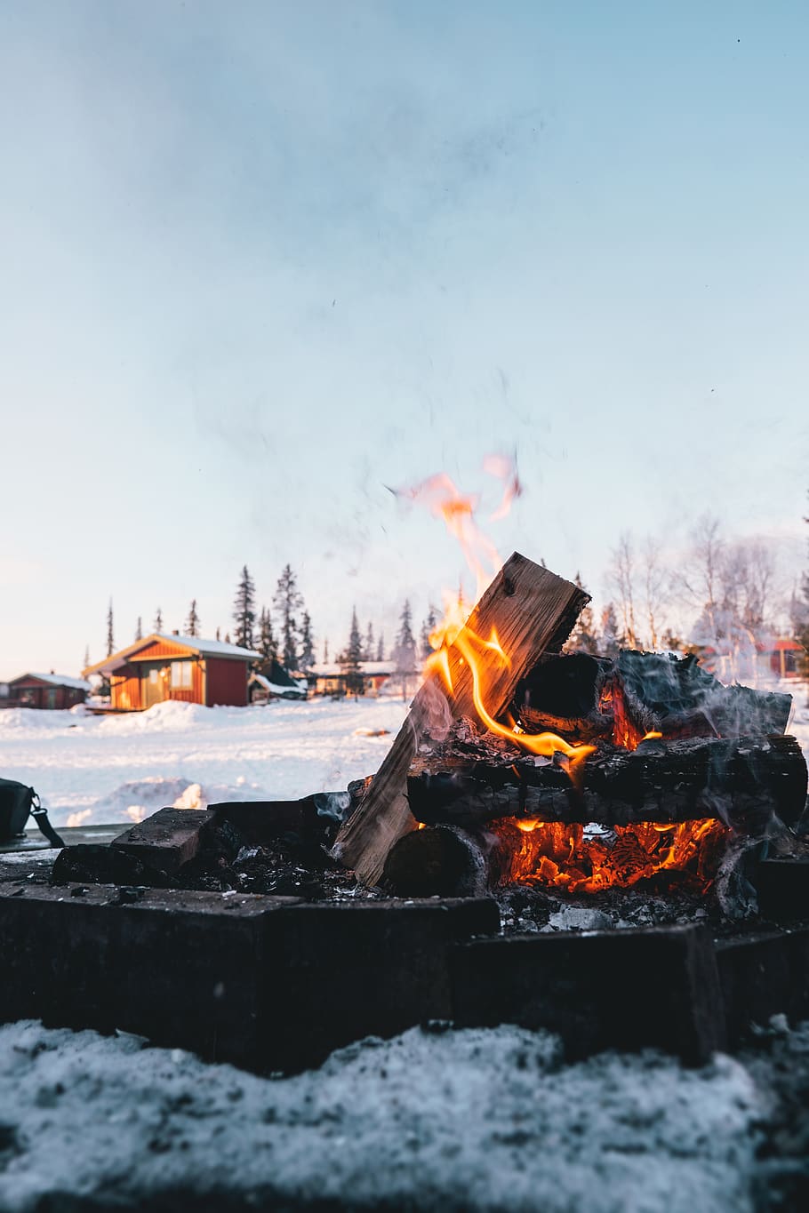 Bonfire, ashes, clear sky, cold, daylight, daytime, environment HD wallpaper