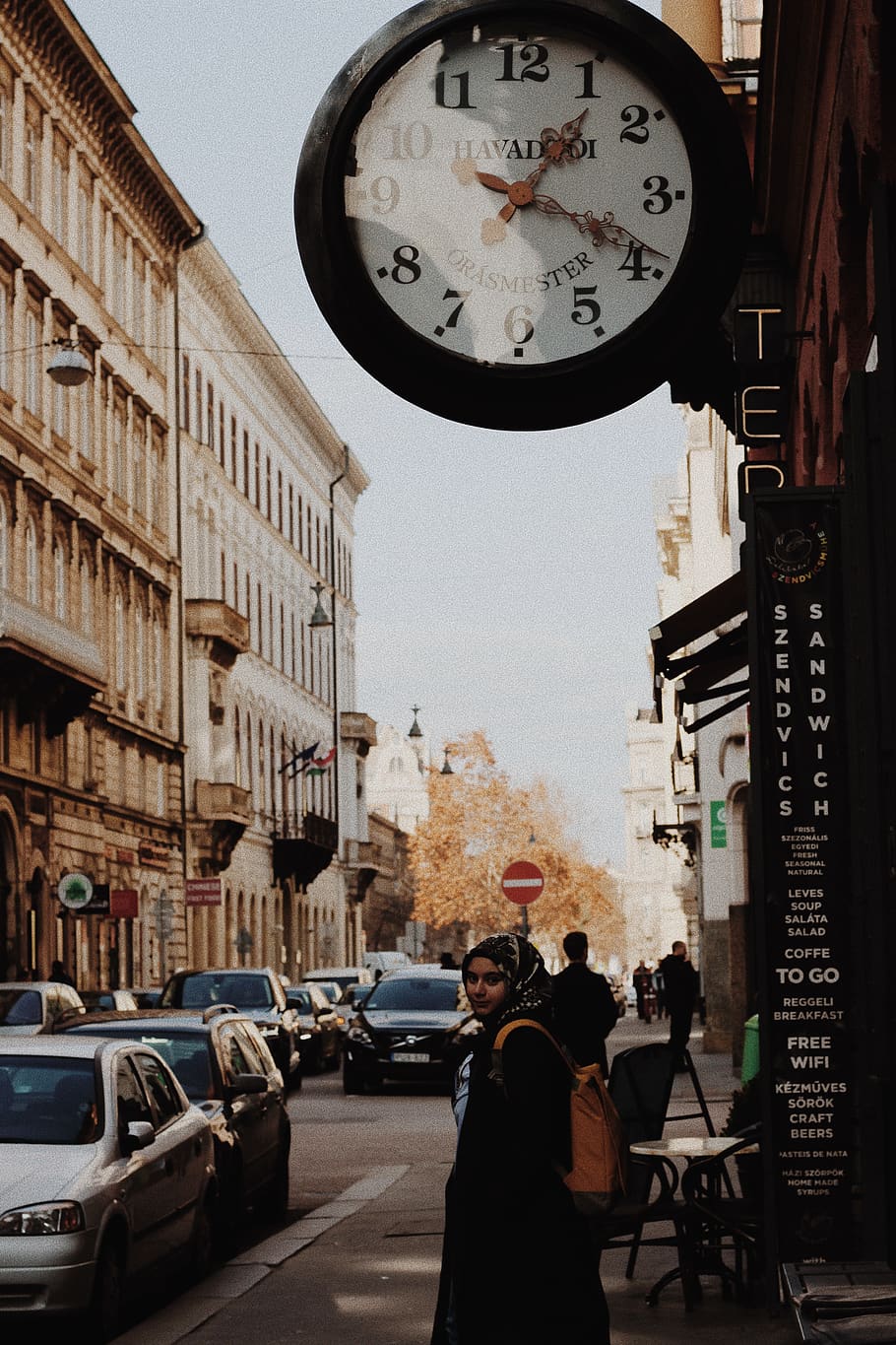 tower, clock tower, building, architecture, person, human, car HD wallpaper