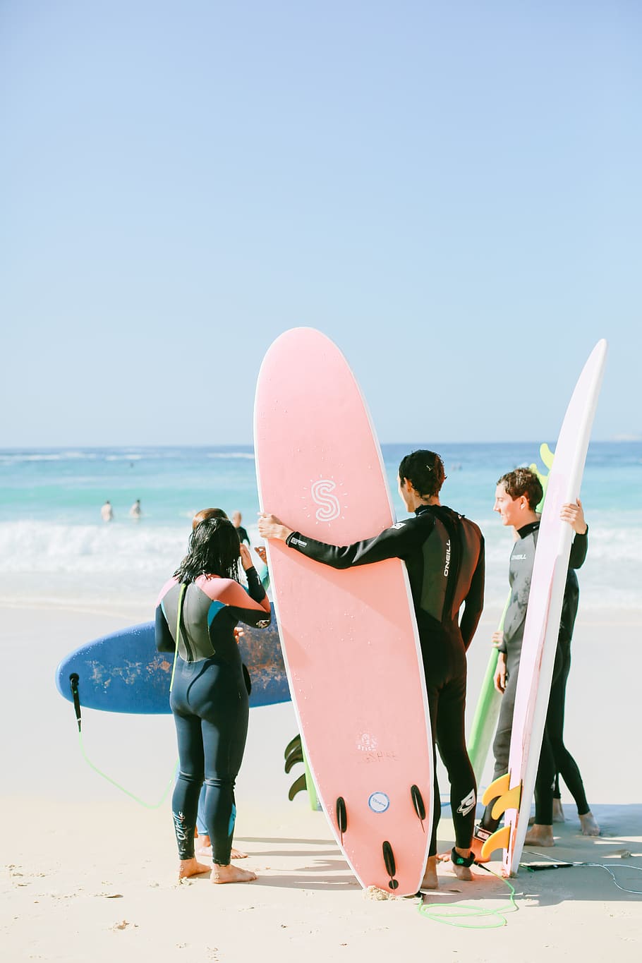 Photo of People Holding Their Surfboards, beach, daylight, leisure HD wallpaper