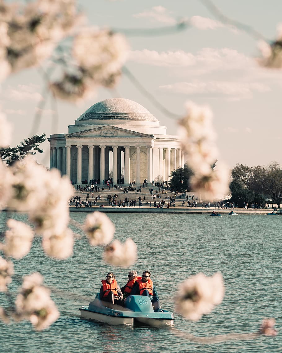 People Riding Pedal Boat, architecture, boats, building, columns HD wallpaper